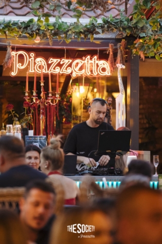 The-Society-by-Piazzetta-Bacau-Damian-Draghici-173