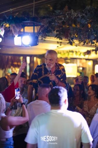 The-Society-by-Piazzetta-Bacau-Damian-Draghici-301