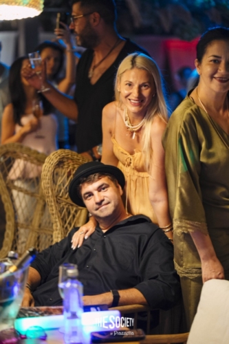 The-Society-by-Piazzetta-Bacau-Damian-Draghici-358