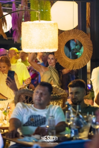 The-Society-by-Piazzetta-Bacau-Damian-Draghici-367