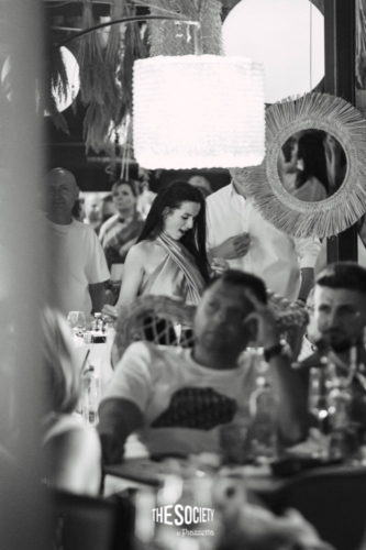 The-Society-by-Piazzetta-Bacau-Damian-Draghici-379