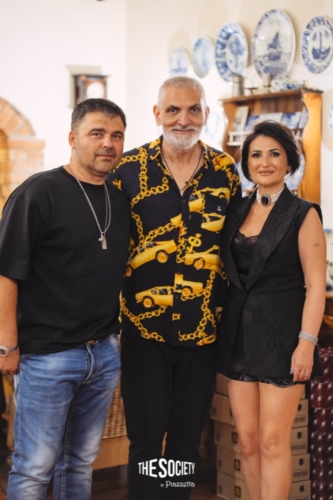 The-Society-by-Piazzetta-Bacau-Damian-Draghici-404