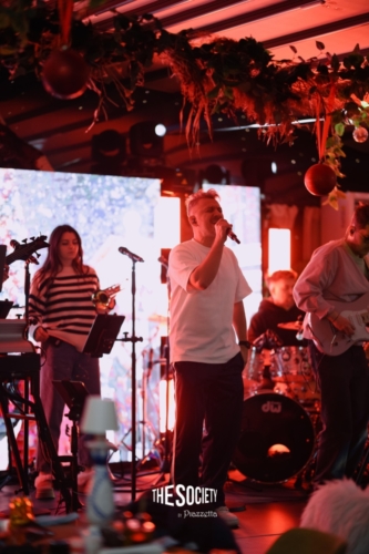 TheSocietybypiazzetta-Trupa-Feelings-09.52.42-9