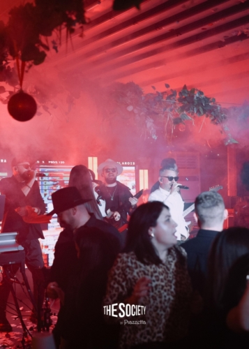 TheSocietybypiazzetta-Trupa-Feelings-09.52.43-10