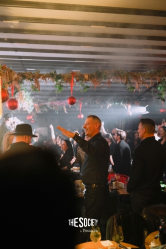 TheSocietybypiazzetta-Trupa-Feelings-09.52.43-5