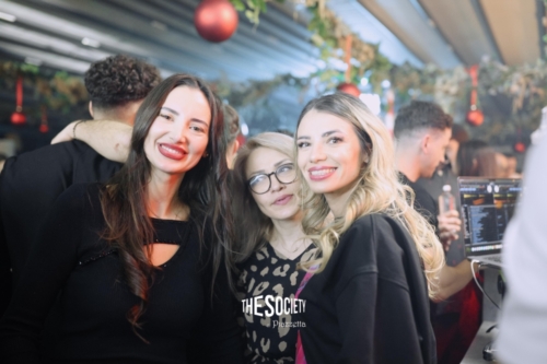 TheSocietybypiazzetta-Trupa-Feelings-09.52.44