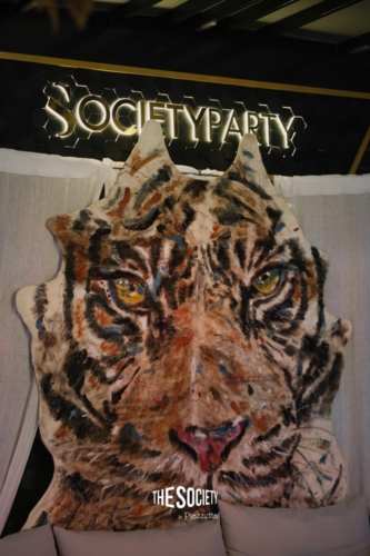 TheSocietybypiazzetta-Trupa-Feelings-09.52.45-1