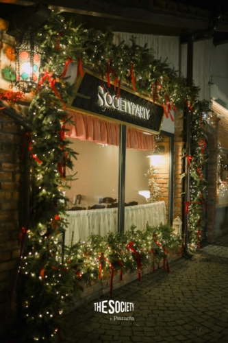 TheSocietybypiazzetta-Trupa-Feelings-09.52.46-5