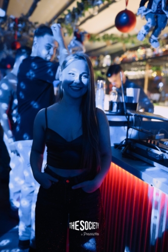 TheSocietybypiazzetta-Trupa-Feelings-09.53.32-10