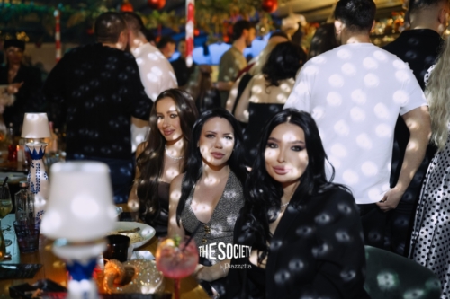 TheSocietybypiazzetta-Trupa-Feelings-09.53.32-2