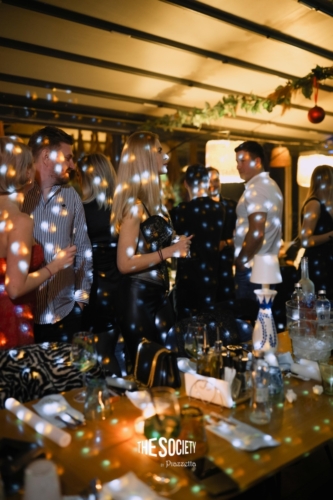 TheSocietybypiazzetta-Trupa-Feelings-09.53.32