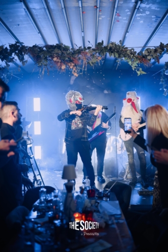 TheSocietybypiazzetta-Trupa-Feelings-09.59.41-9