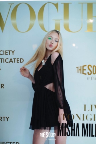 The-society-by-Piazzetta-Misha-Miller125