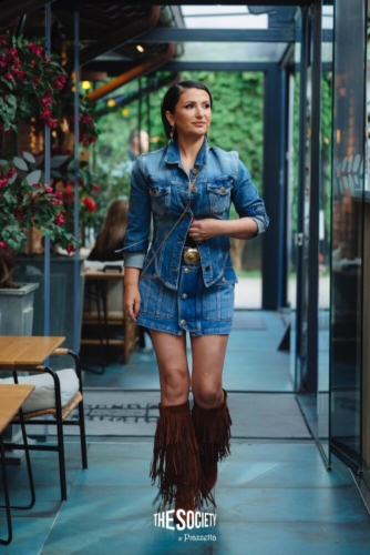 The-society-by-Piazzetta-Misha-Miller272