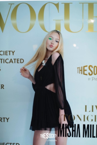 The-society-by-Piazzetta-Misha-Miller327