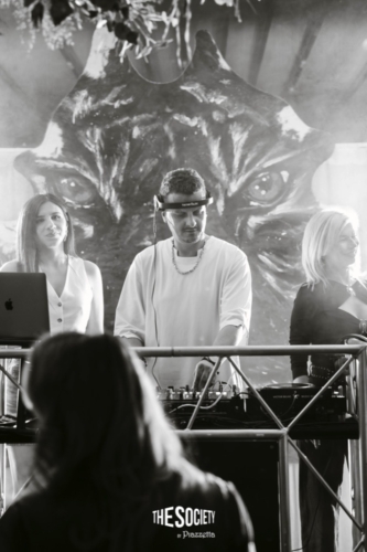 The-society-by-Piazzetta-Victor-Biliac-131