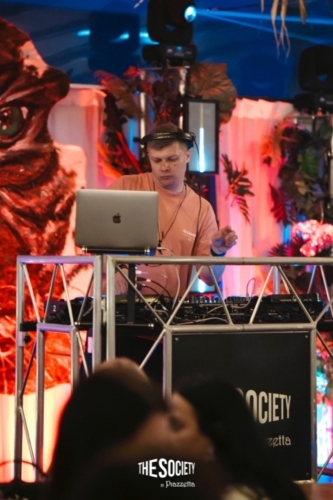 The-society-by-Piazzetta-Victor-Biliac-209