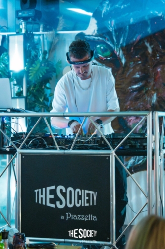 The-society-by-Piazzetta-Victor-Biliac-211