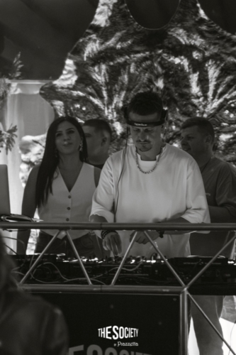 The-society-by-Piazzetta-Victor-Biliac-46