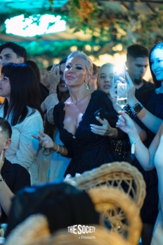 3704d9b9-02db-478d-9d41-95c637d08f5b