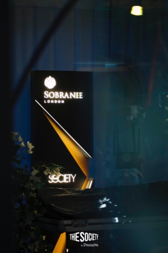 683edfb4-10a7-4614-81ab-782f910e5832