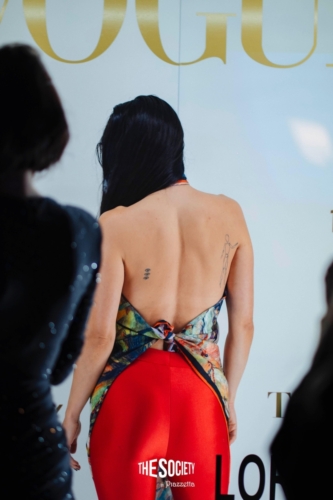 fe7a2f5d-52f2-4f4b-965b-d24d4916e992